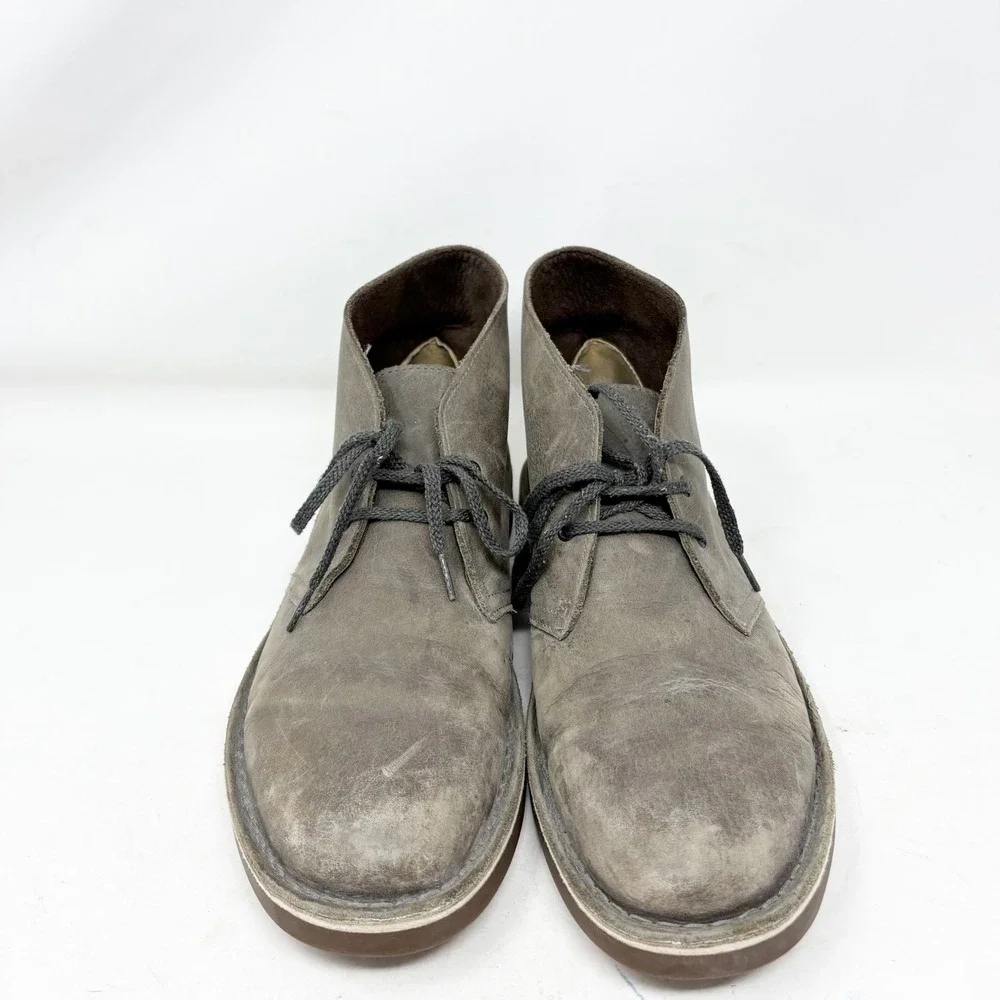Clarks Desert Grey Leather Chukka Ankle Boots Mens Size 8.5 Lace Up Round Toe